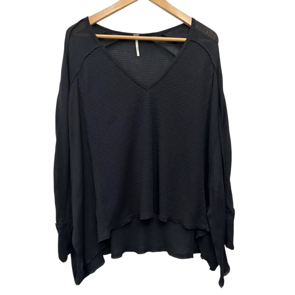 FREE PEOPLE waffle cotton blend V neck, oversized, long sleeve top, size XS